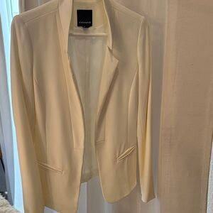 Trouvè Women's Cream Blazer